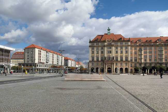 Altmarkt Square