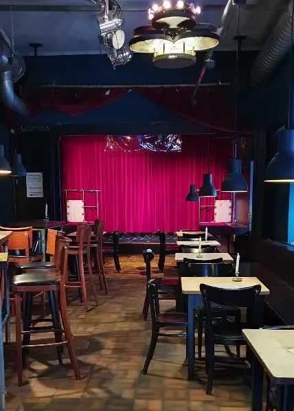 Theater in der Filmdos