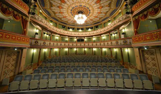 Wilhelma Theater