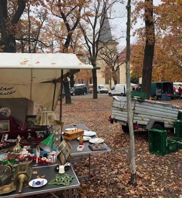 Floh- & Bauernmarkt am Weberplatz