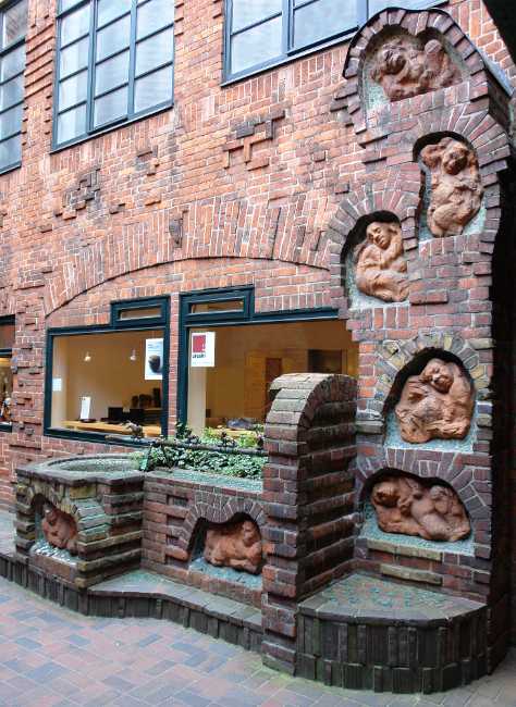 House of the Seven Lazy Brothers