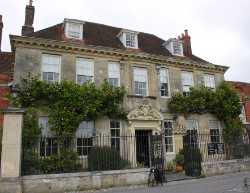 Mompesson House