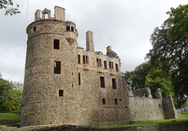 Huntly Castle