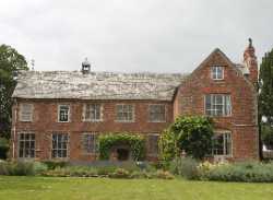Hellens Manor