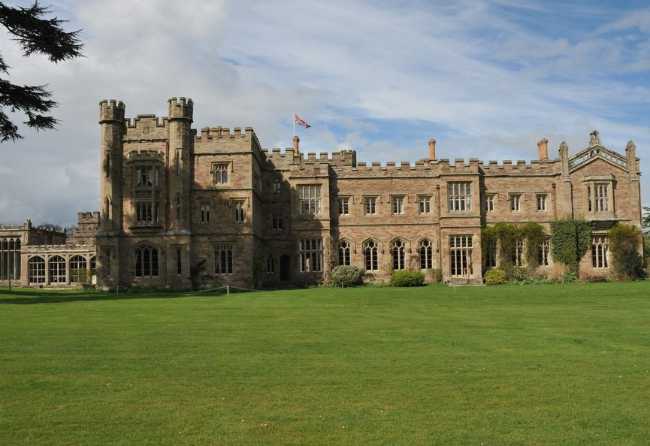Hampton Court Castle and Gardens