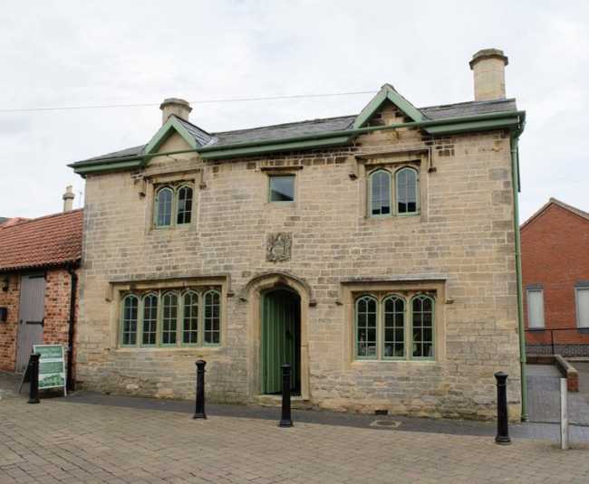 Navigation House