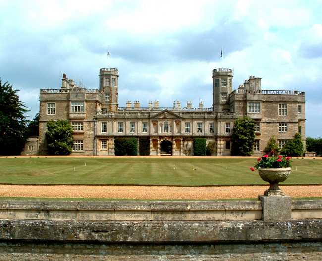 Castle Ashby House