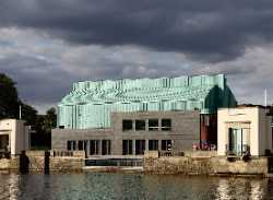 Lakeside Arts