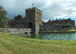 Broughton Castle